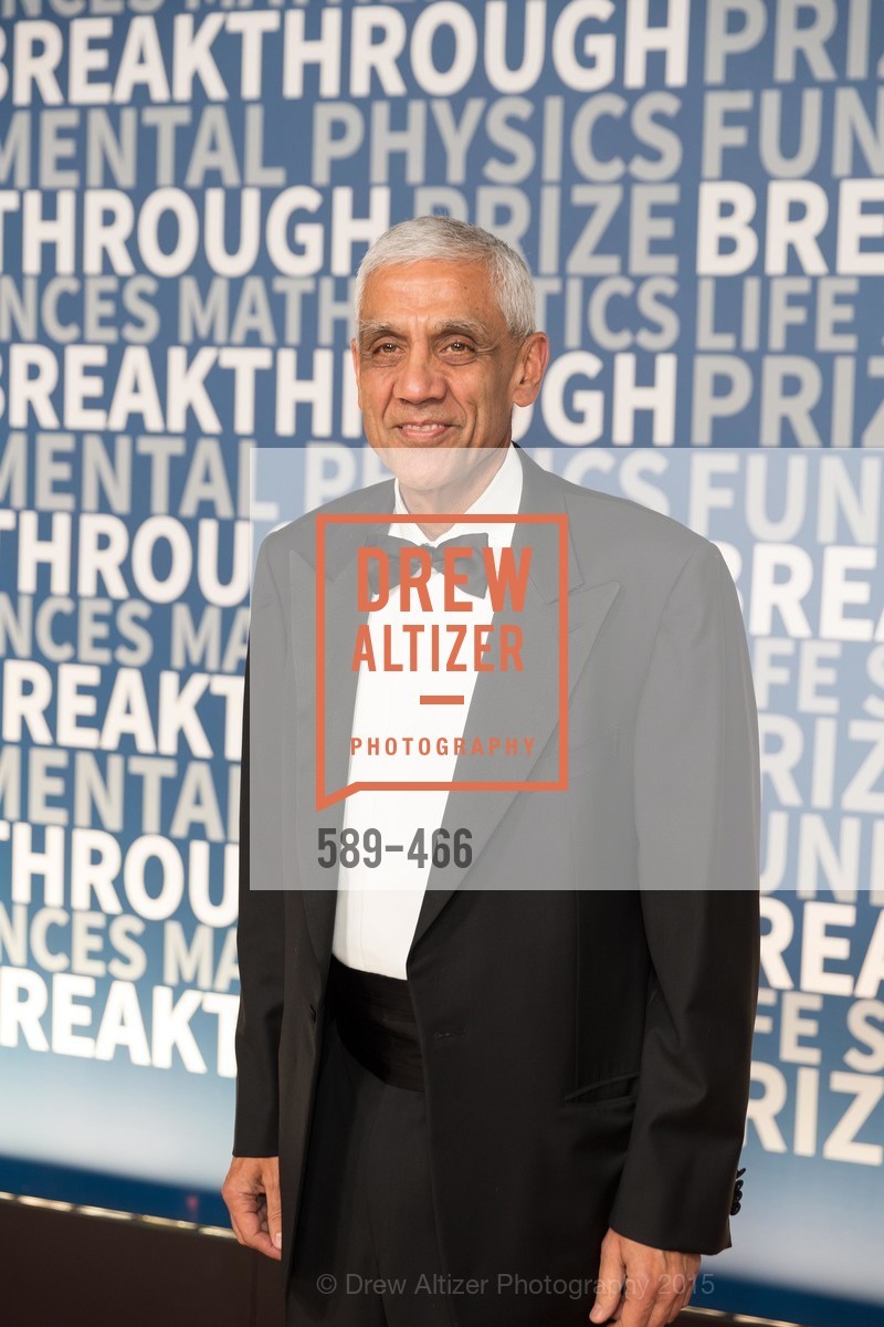 Vinod Khosla, THE BREAKTHROUGH PRIZE Hosted By Seth MacFarlane, Ames Research Center. Naval Air Station, Moffett Field, November 8th, 2015,Drew Altizer, Drew Altizer Photography, full-service event agency, private events, San Francisco photographer, photographer California