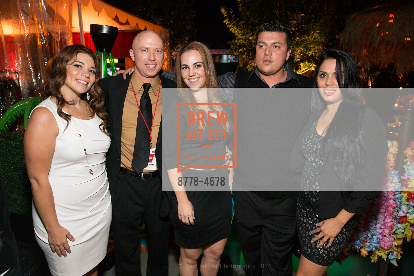Shailane ?, Tom Beauchamp, Sarah Poszel, David Rick, Erica Cardenas, SUPERBALL Benefiting 49ers Foundation, US, September 26th, 2014, Photo #8778-4678 Shailane ?, Tom Beauchamp, Sarah Poszel, David Rick, Erica Cardenas, Photo #8778-4678