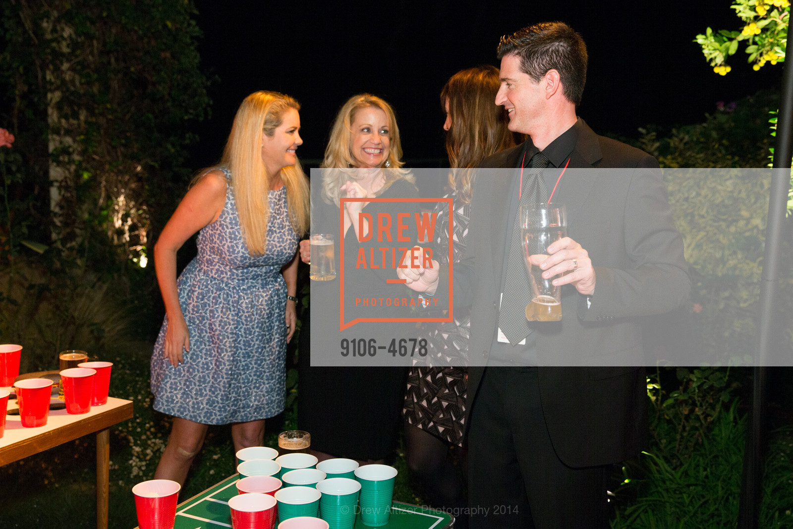 Kelly Grimes, Julie Wood, Lydia Facteau, SUPERBALL Benefiting 49ers Foundation, US, September 26th, 2014, Photo #9106-4678 Kelly Grimes, Julie Wood, Lydia Facteau, Photo #9106-4678
