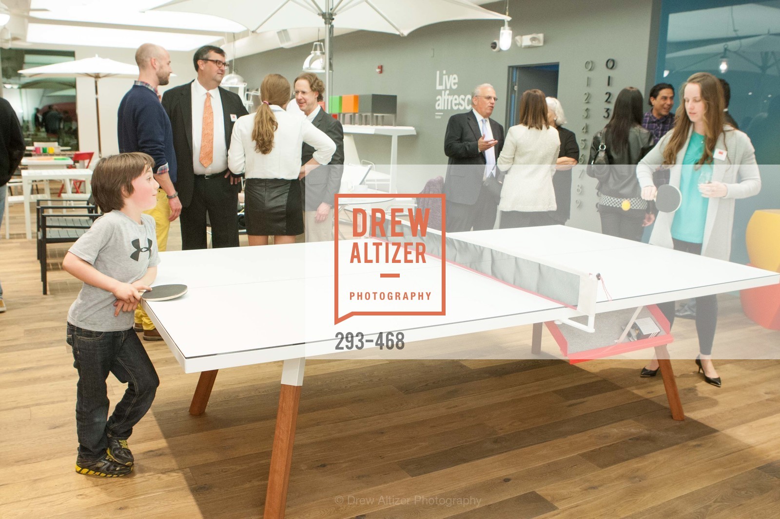 Extras, DESIGN WITHIN REACH Studio Opening, January 21st, 2014, Photo,Drew Altizer, Drew Altizer Photography, full-service agency, private events, San Francisco photographer, photographer california
