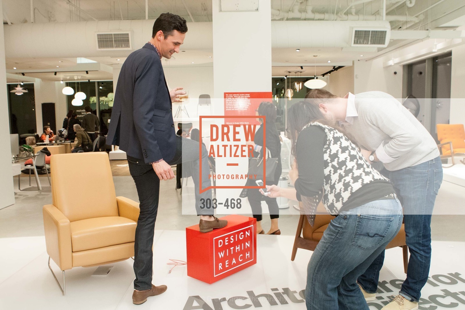 Extras, DESIGN WITHIN REACH Studio Opening, January 21st, 2014, Photo,Drew Altizer, Drew Altizer Photography, full-service agency, private events, San Francisco photographer, photographer california