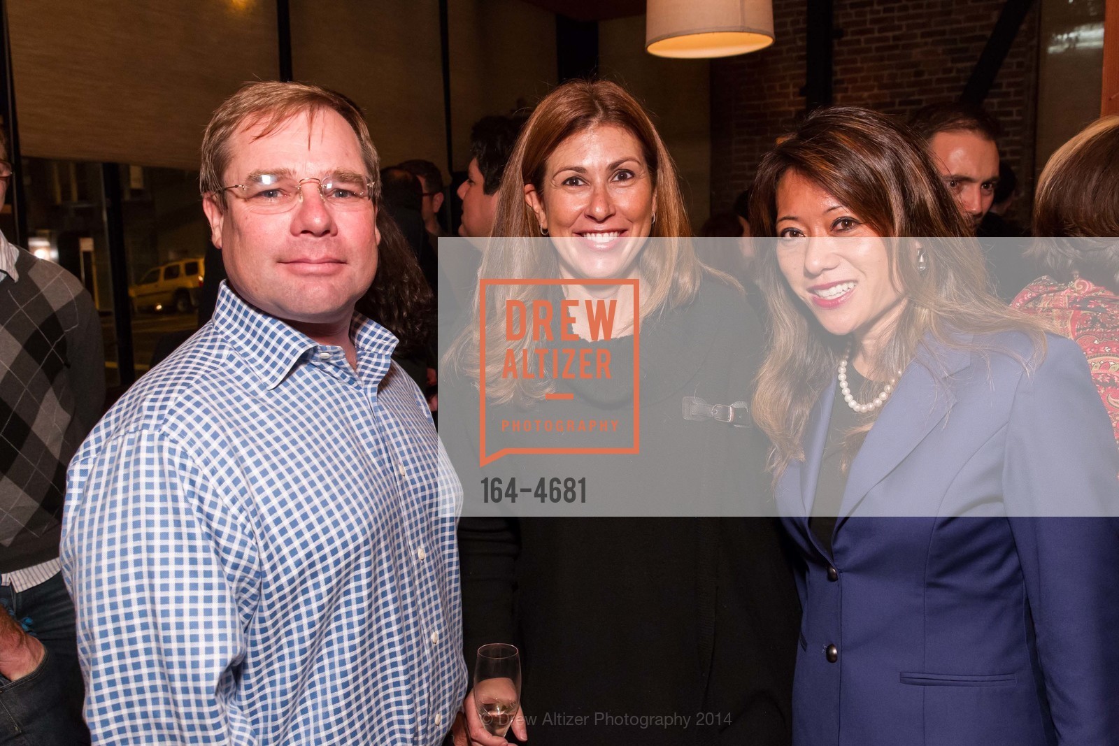 Avrum Spiegel, Paige Cattano, Fiona Ma, CITIBANK + FOG Kickoff Dinner, US, December 3rd, 2014, Photo #164-4681 Avrum Spiegel, Paige Cattano, Fiona Ma, Photo #164-4681