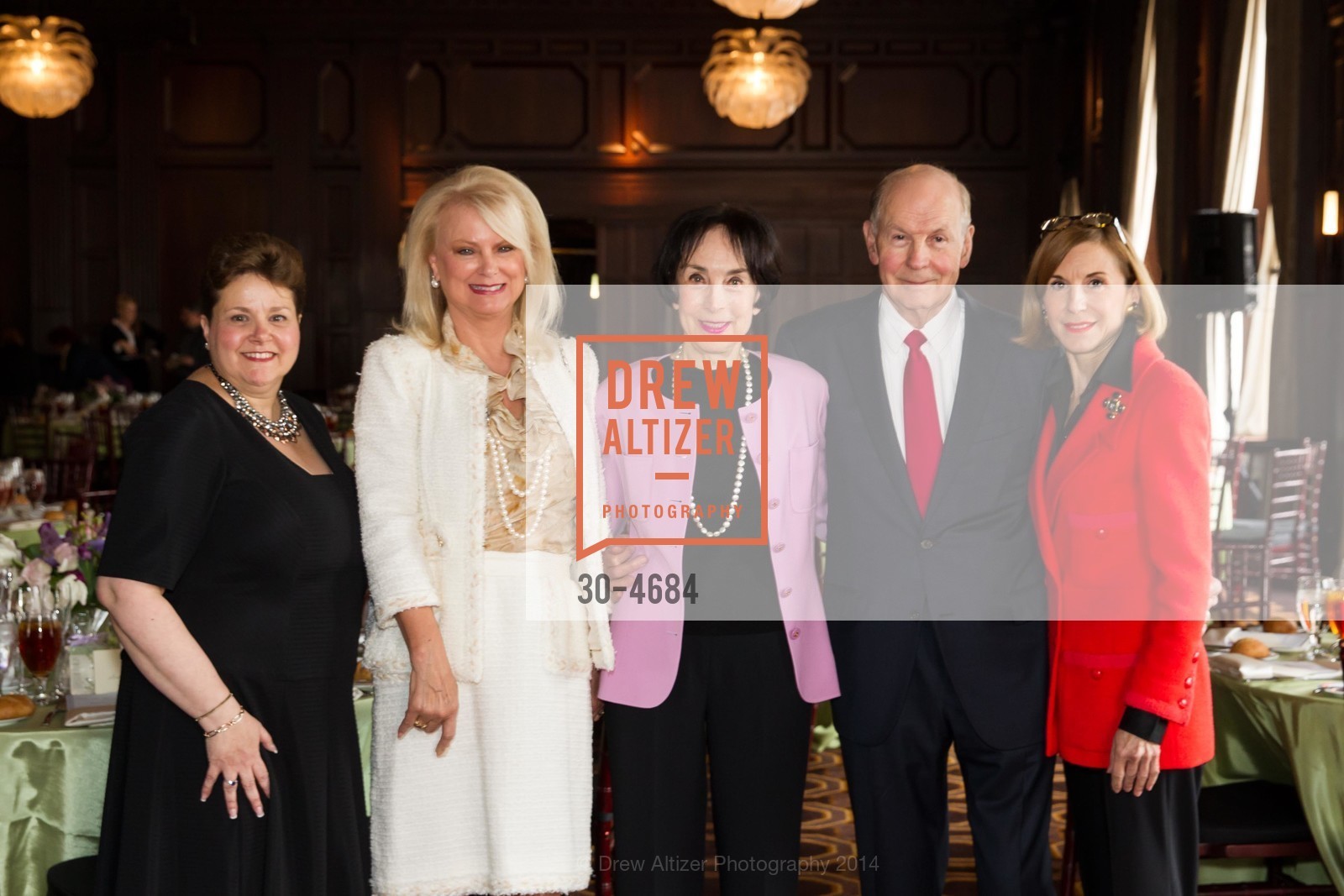 Tammy Braas-Hill, Chandra Friese, Merle Zellerbach, Lee Munson, Marsha Monro, THE JUNIOR LEAGUE OF SAN FRANCISCO Presents Women at the Center Honors, US, May 8th, 2014, Photo #30-4684 Tammy Braas-Hill, Chandra Friese, Merle Zellerbach, Lee Munson, Marsha Monro, Photo #30-4684
