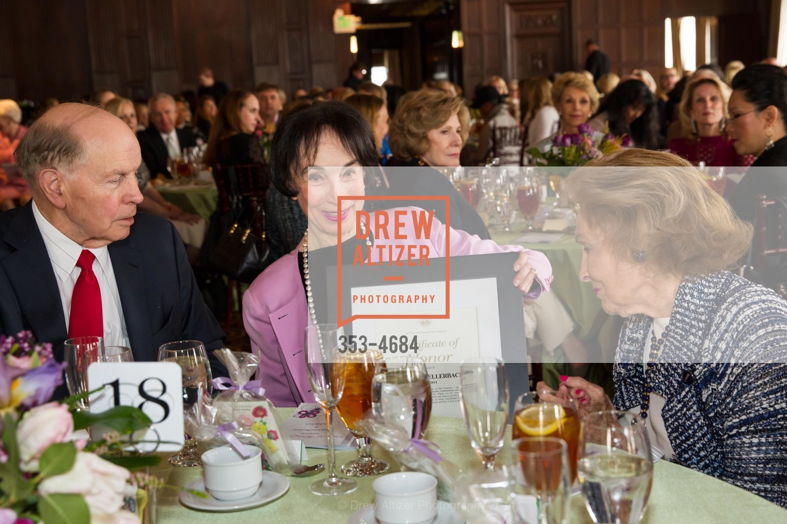 Lee Munson, Merle Zellerbach, THE JUNIOR LEAGUE OF SAN FRANCISCO Presents Women at the Center Honors, US, May 8th, 2014, Photo #353-4684 Lee Munson, Merle Zellerbach, Photo #353-4684