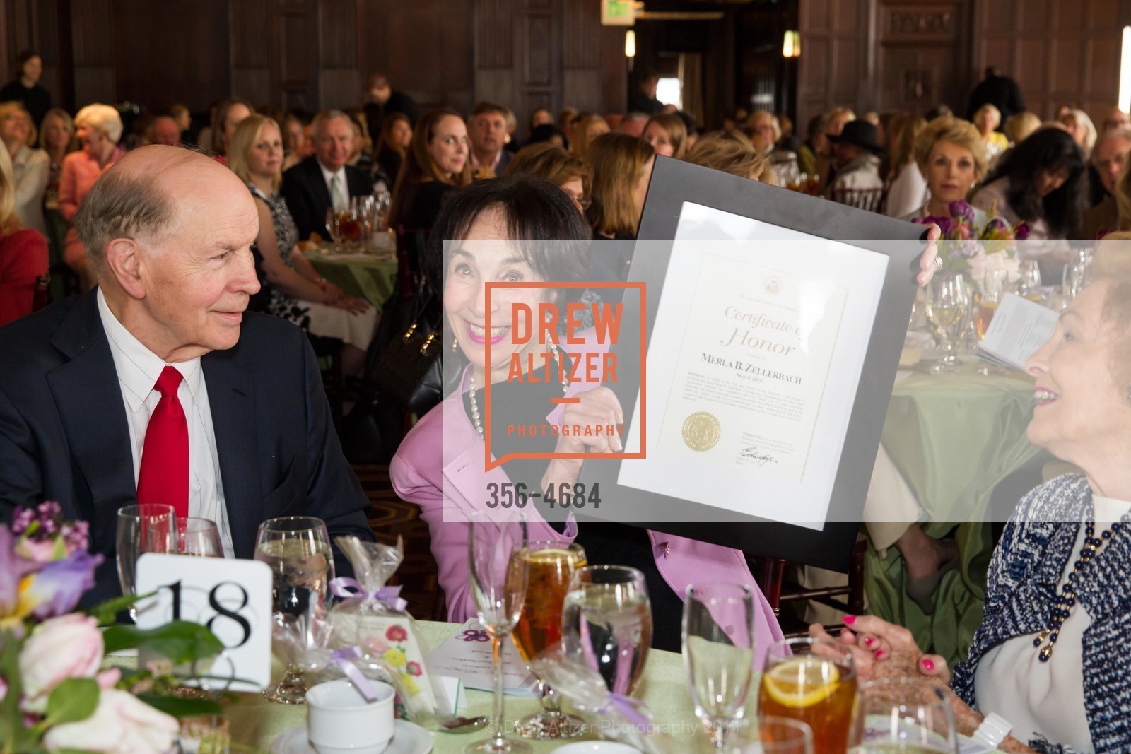 Lee Munson, Merle Zellerbach, THE JUNIOR LEAGUE OF SAN FRANCISCO Presents Women at the Center Honors, US, May 8th, 2014, Photo #356-4684 Lee Munson, Merle Zellerbach, Photo #356-4684