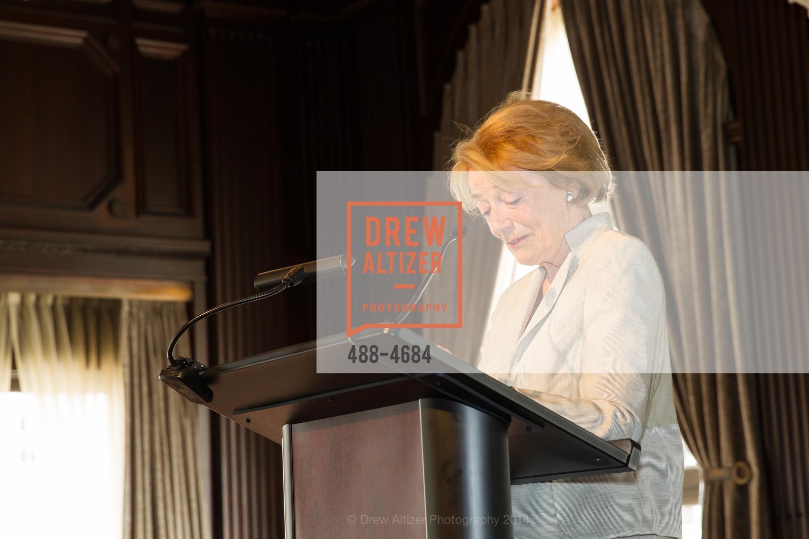 THE JUNIOR LEAGUE OF SAN FRANCISCO Presents Women at the Center Honors, US, May 8th, 2014, Photo #488-4684 Photo #488-4684