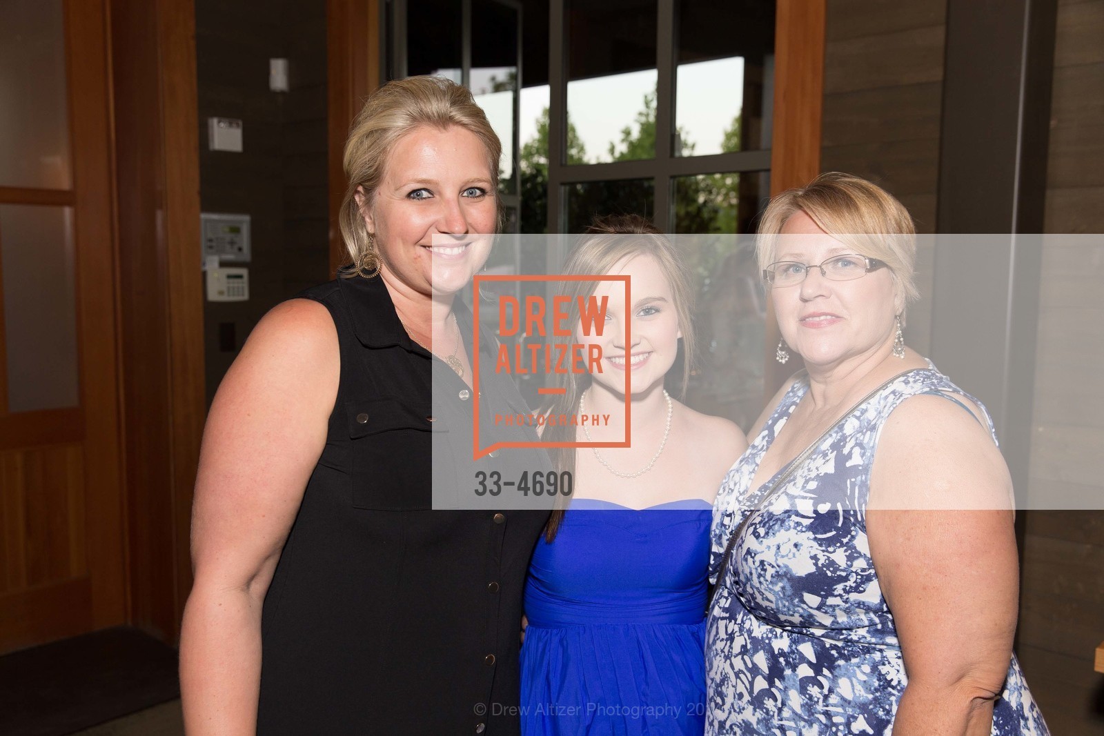 Sonia Tolbert, Carrie Mahrt, Brenda Tolbert, FESTIVAL DEL SOLE Patrons Dinner at ALPHA OMEGA, US, July 17th, 2014, Photo #33-4690 Sonia Tolbert, Carrie Mahrt, Brenda Tolbert, Photo #33-4690