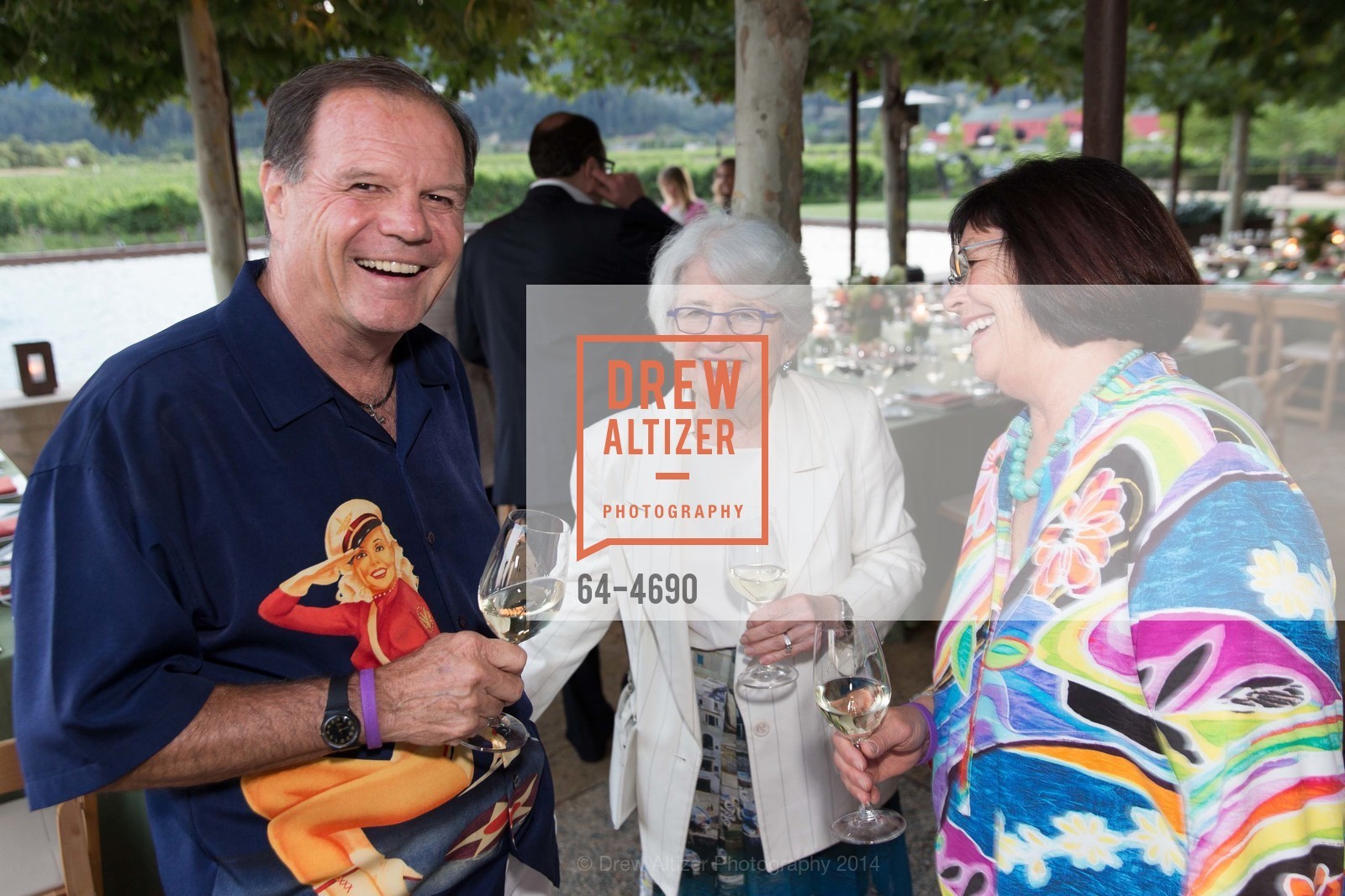Steve Moulds, Janet Loustaunou, Betsy Moulds, FESTIVAL DEL SOLE Patrons Dinner at ALPHA OMEGA, US, July 17th, 2014, Photo #64-4690 Steve Moulds, Janet Loustaunou, Betsy Moulds, Photo #64-4690