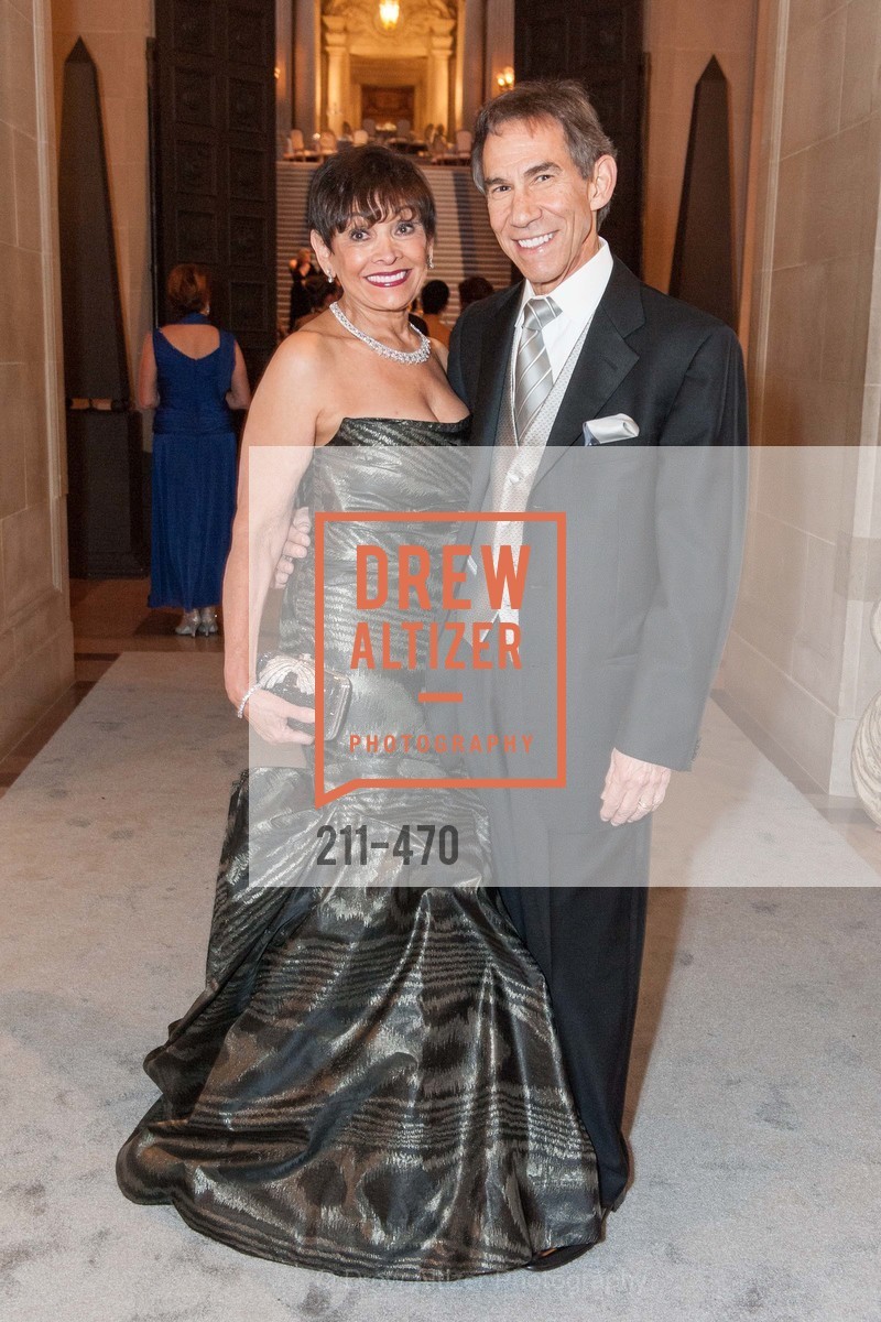 Marti McMahon Diamond, Steven Diamond, SAN FRANCISCO BALLET Opening Night Gala: PHENOMENAL - Arrivals, US. SF City Hall, Photo #211-470 Marti McMahon Diamond, Steven Diamond, Photo #211-470