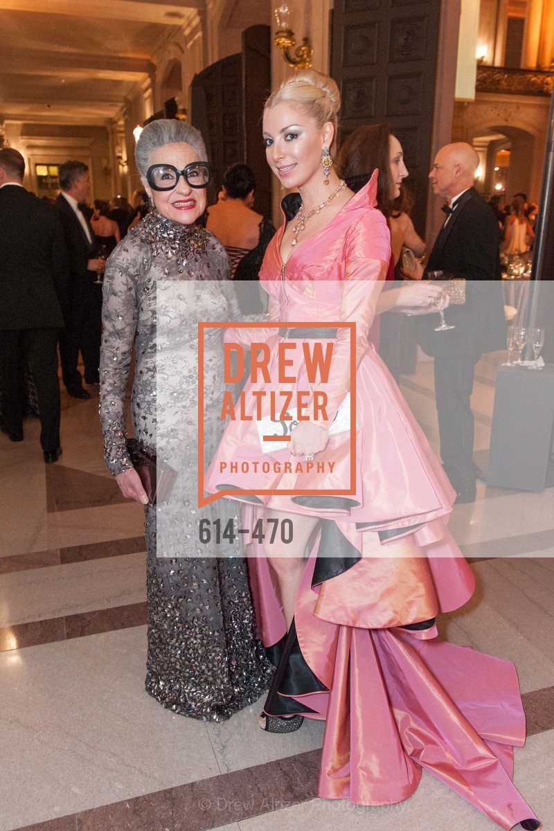 Joy Venturini Bianchi, Sonya Molodetskaya, SAN FRANCISCO BALLET Opening Night Gala: PHENOMENAL - Arrivals, US. SF City Hall, Photo #614-470 Joy Venturini Bianchi, Sonya Molodetskaya, Photo #614-470