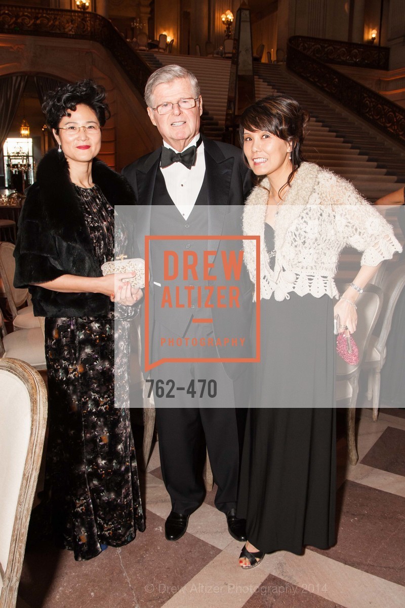 Beverly Hu, Richard Barker, Sally Sobek, SAN FRANCISCO BALLET Opening Night Gala: PHENOMENAL - Arrivals, US. US, . SF City Hall, January 22nd, 2014, Photo #762-470 Beverly Hu, Richard Barker, Sally Sobek, Photo #762-470