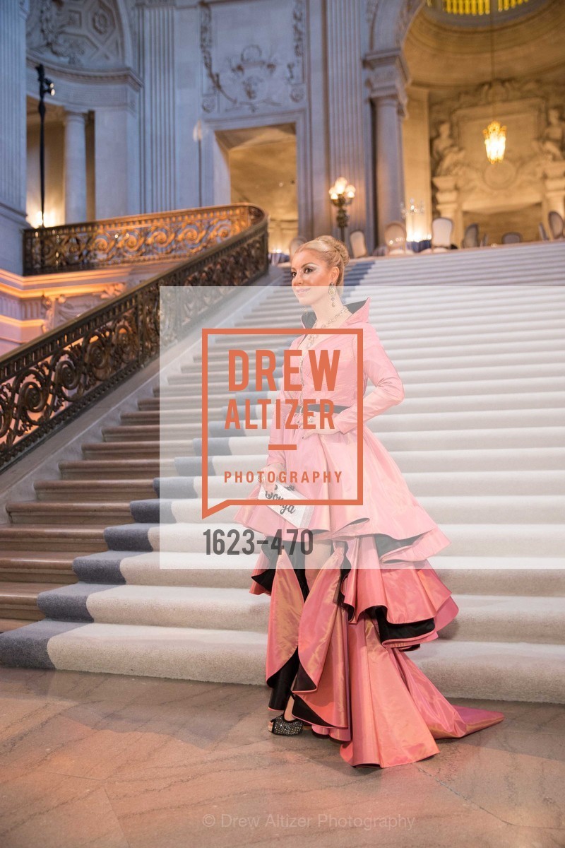 Sonya Molodetskaya, SAN FRANCISCO BALLET Opening Night Gala: PHENOMENAL - Arrivals, US. SF City Hall, January 22nd, 2014