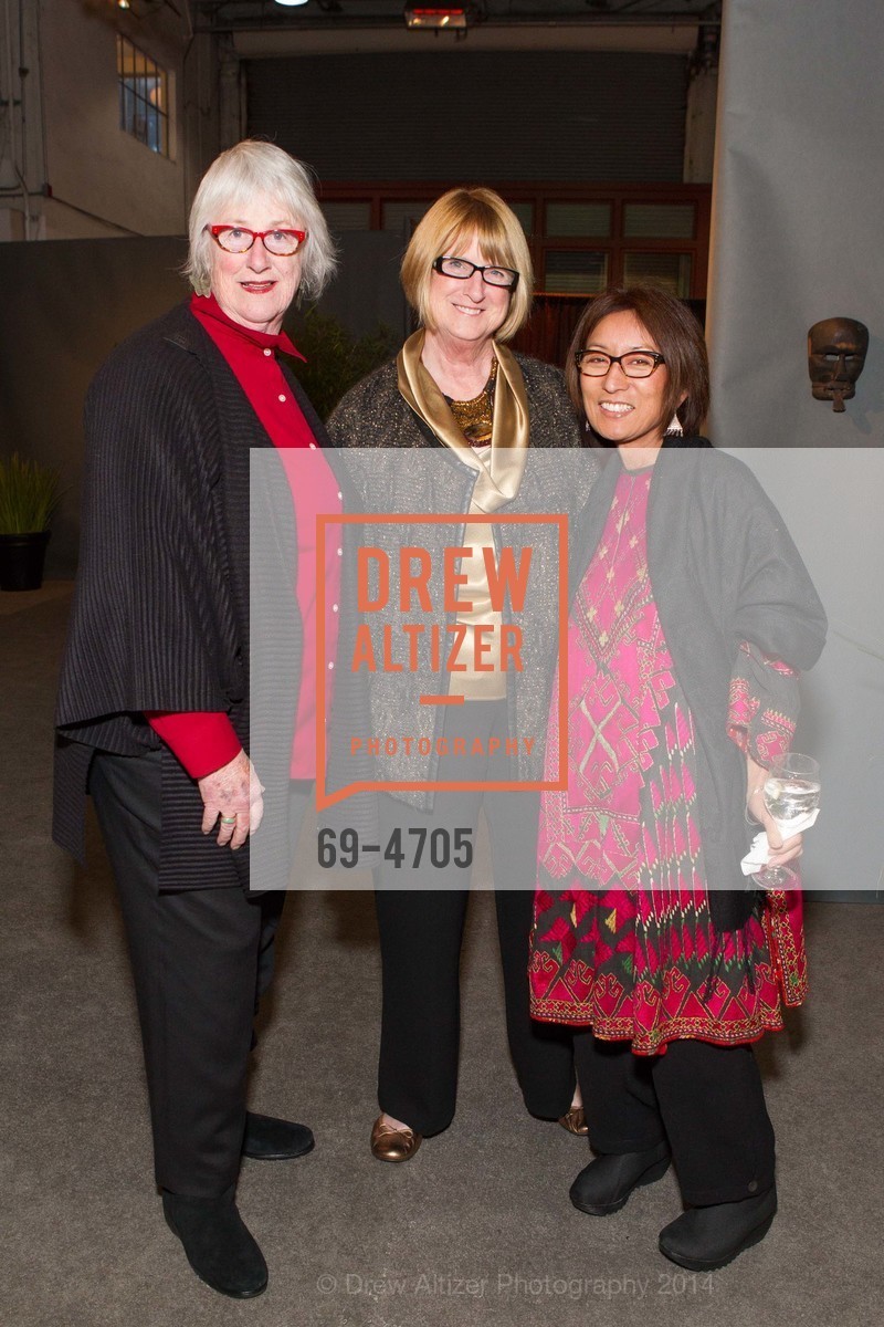 Cathy Cavanaugh, Chris Cavanaugh, Carole Henmi, San Francisco Tribal & Textile Arts Show Opening Preview Gala, US, February 6th, 2014, Photo #69-4705 Cathy Cavanaugh, Chris Cavanaugh, Carole Henmi, Photo #69-4705