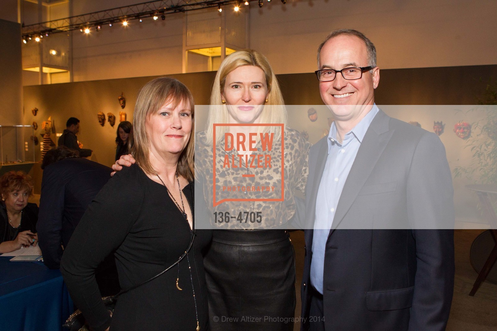 Tammy Smith-White, Lauren Hall, Tom White, San Francisco Tribal & Textile Arts Show Opening Preview Gala, US, February 6th, 2014, Photo #136-4705 Tammy Smith-White, Lauren Hall, Tom White, Photo #136-4705