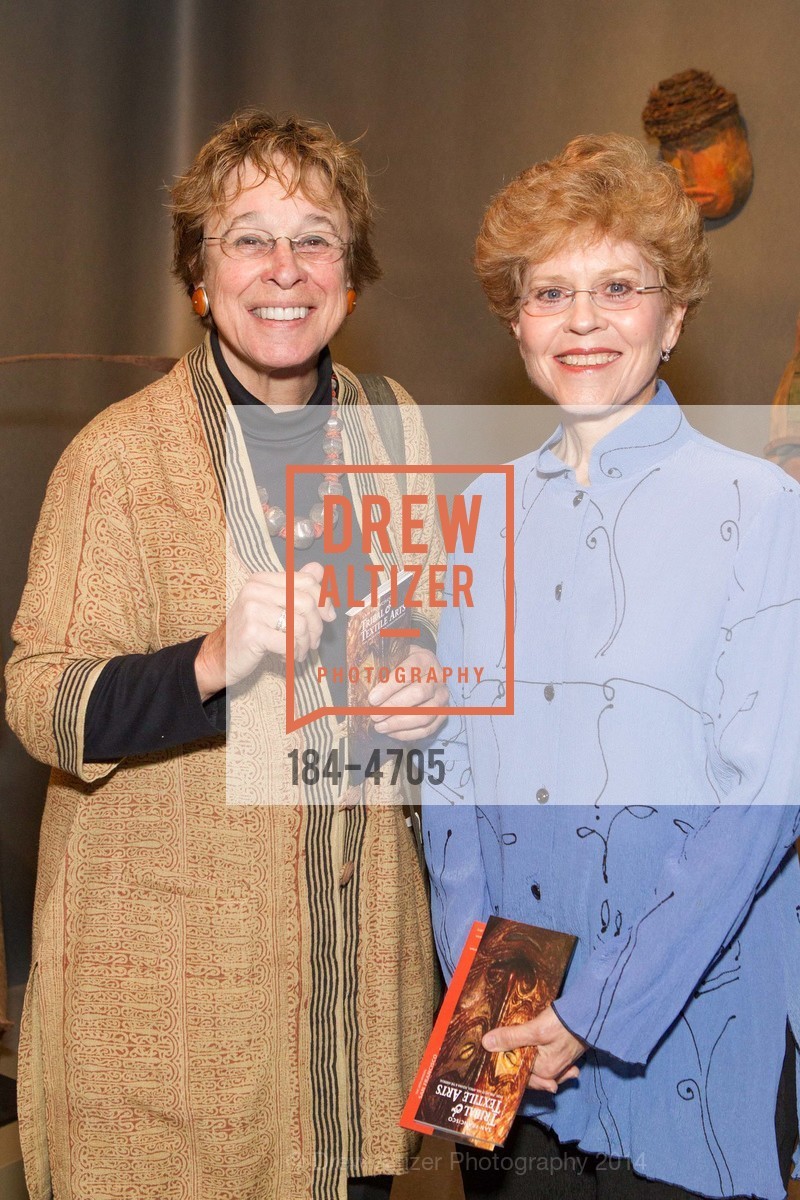 Maud Hallin, Teddie Hathaway, San Francisco Tribal & Textile Arts Show Opening Preview Gala, US, February 6th, 2014, Photo #184-4705 Maud Hallin, Teddie Hathaway, Photo #184-4705