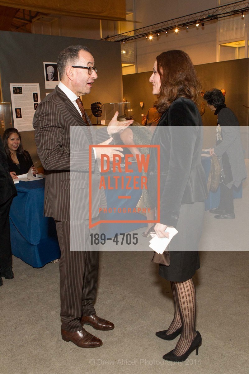 Colin Bailey, Susan Kloman, San Francisco Tribal & Textile Arts Show Opening Preview Gala, US, February 6th, 2014, Photo #189-4705 Colin Bailey, Susan Kloman, Photo #189-4705