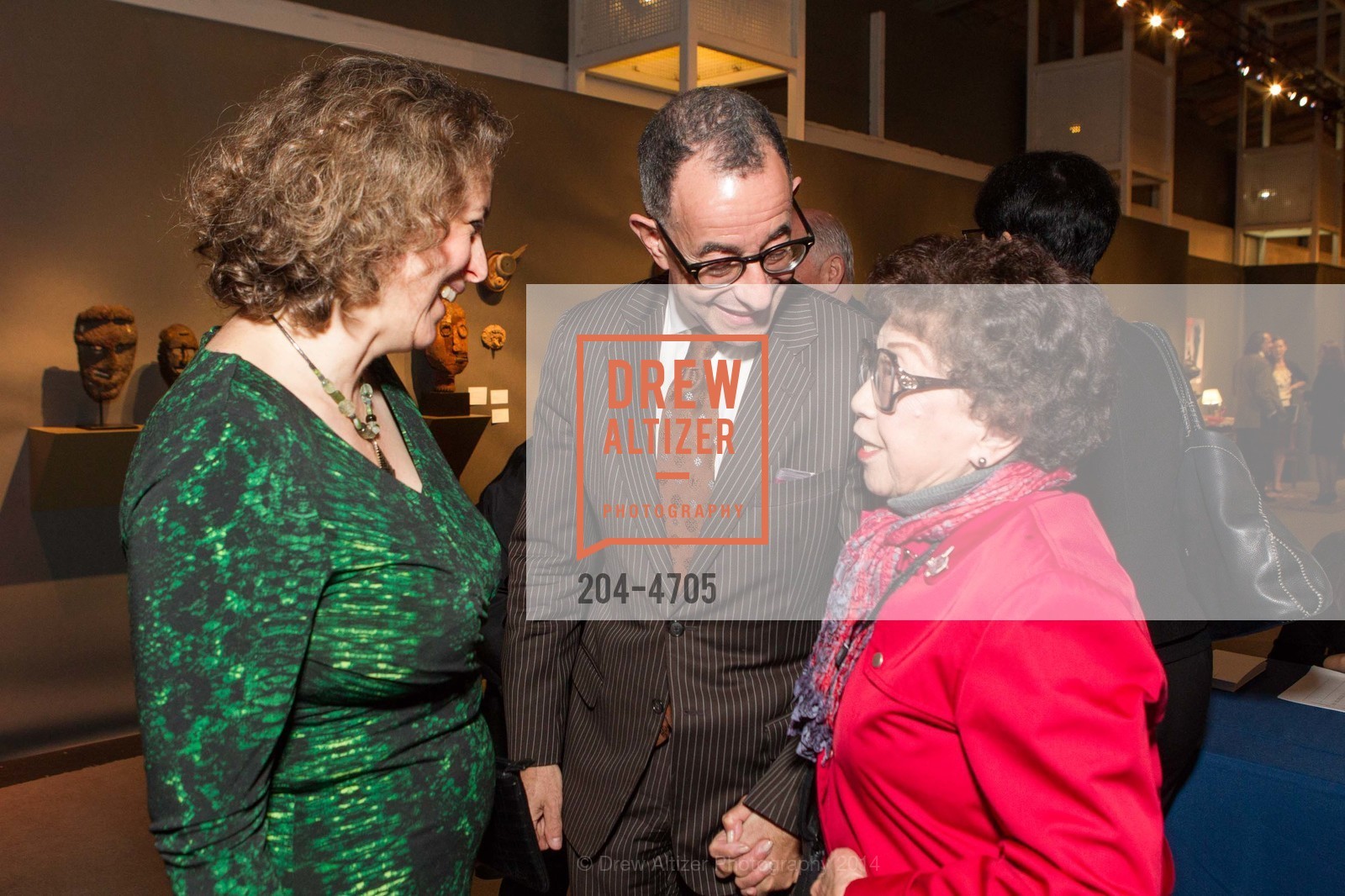 Christina Hellmich, Colin Bailey, Blossom Strong, San Francisco Tribal & Textile Arts Show Opening Preview Gala, US, February 6th, 2014, Photo #204-4705 Christina Hellmich, Colin Bailey, Blossom Strong, Photo #204-4705