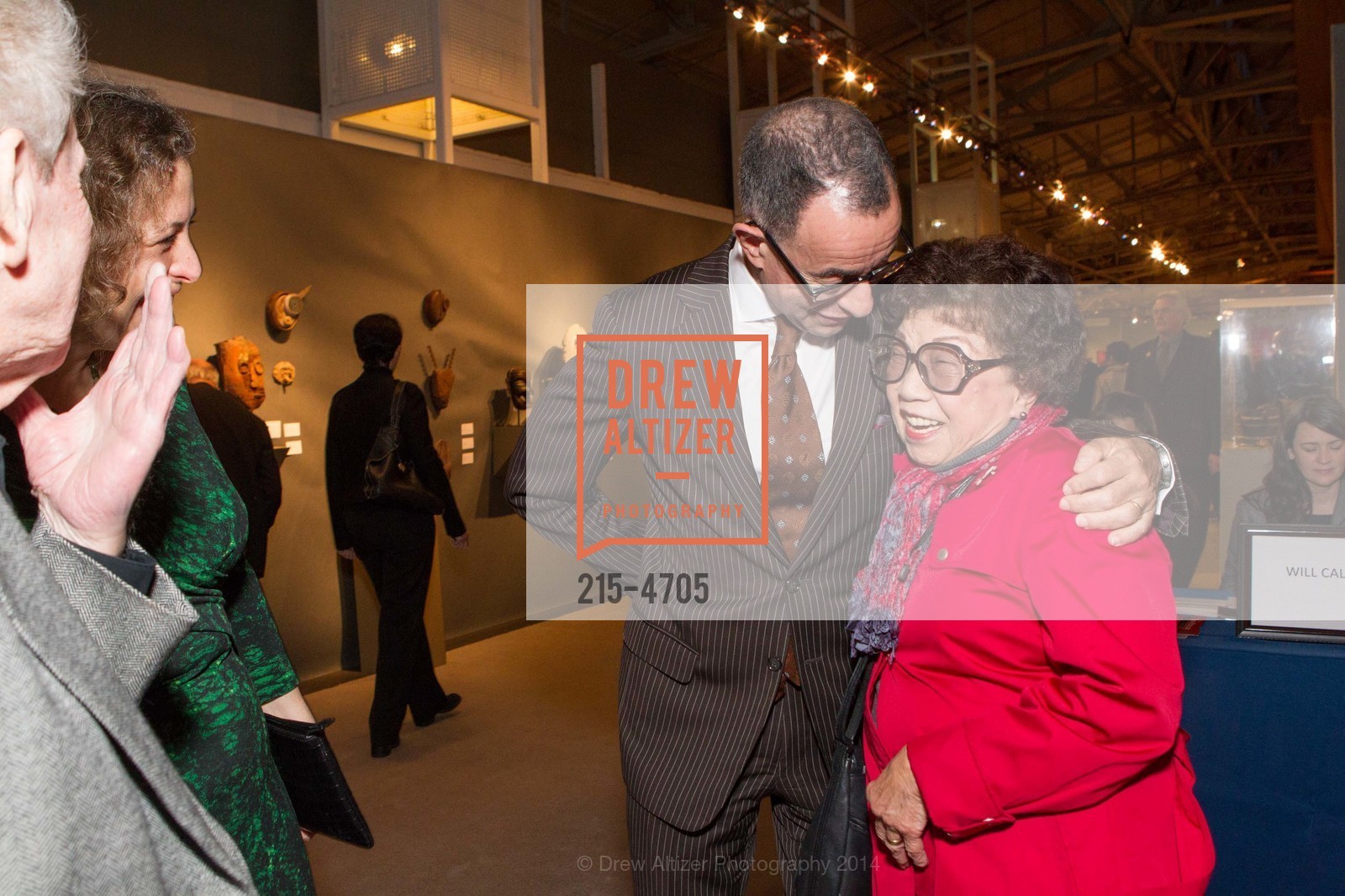 Colin Bailey, Blossom Strong, San Francisco Tribal & Textile Arts Show Opening Preview Gala, US, February 6th, 2014, Photo #215-4705 Colin Bailey, Blossom Strong, Photo #215-4705