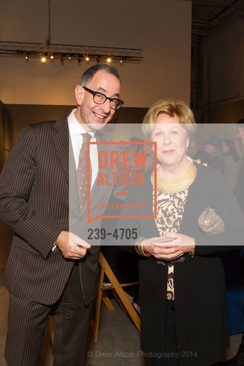 Colin Bailey, Peggy Karren, San Francisco Tribal & Textile Arts Show Opening Preview Gala, US, February 6th, 2014, Photo #239-4705 Colin Bailey, Peggy Karren, Photo #239-4705