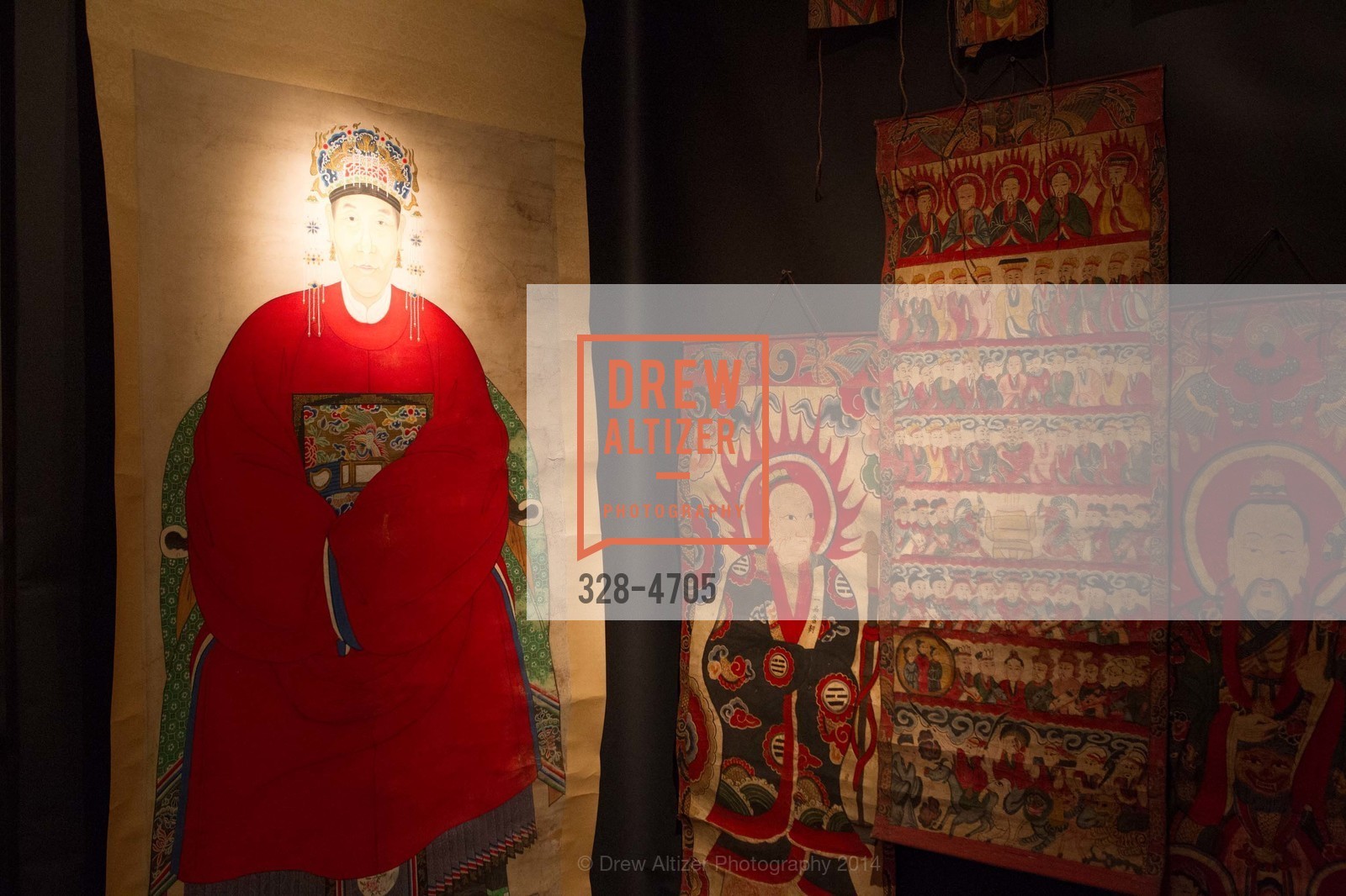 Atmosphere, San Francisco Tribal & Textile Arts Show Opening Preview Gala, US, February 6th, 2014, Photo #328-4705 Atmosphere, Photo #328-4705