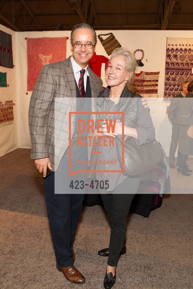 Douglas Durkin, Susie Buell, San Francisco Tribal & Textile Arts Show Opening Preview Gala, US, February 6th, 2014, Photo #423-4705 Douglas Durkin, Susie Buell, Photo #423-4705
