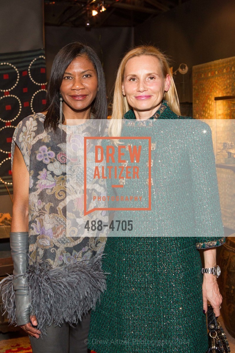 Connie Cormier, Iwona Tenzing, San Francisco Tribal & Textile Arts Show Opening Preview Gala, US, February 6th, 2014, Photo #488-4705 Connie Cormier, Iwona Tenzing, Photo #488-4705