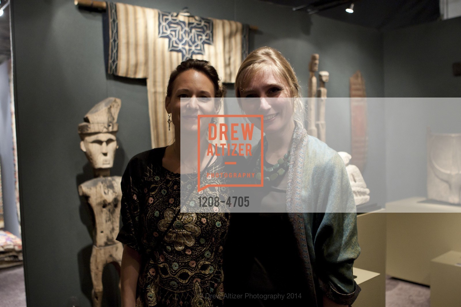 Nora Stratton, Krystal Hale, San Francisco Tribal & Textile Arts Show Opening Preview Gala, US, February 6th, 2014, Photo #1208-4705 Nora Stratton, Krystal Hale, Photo #1208-4705