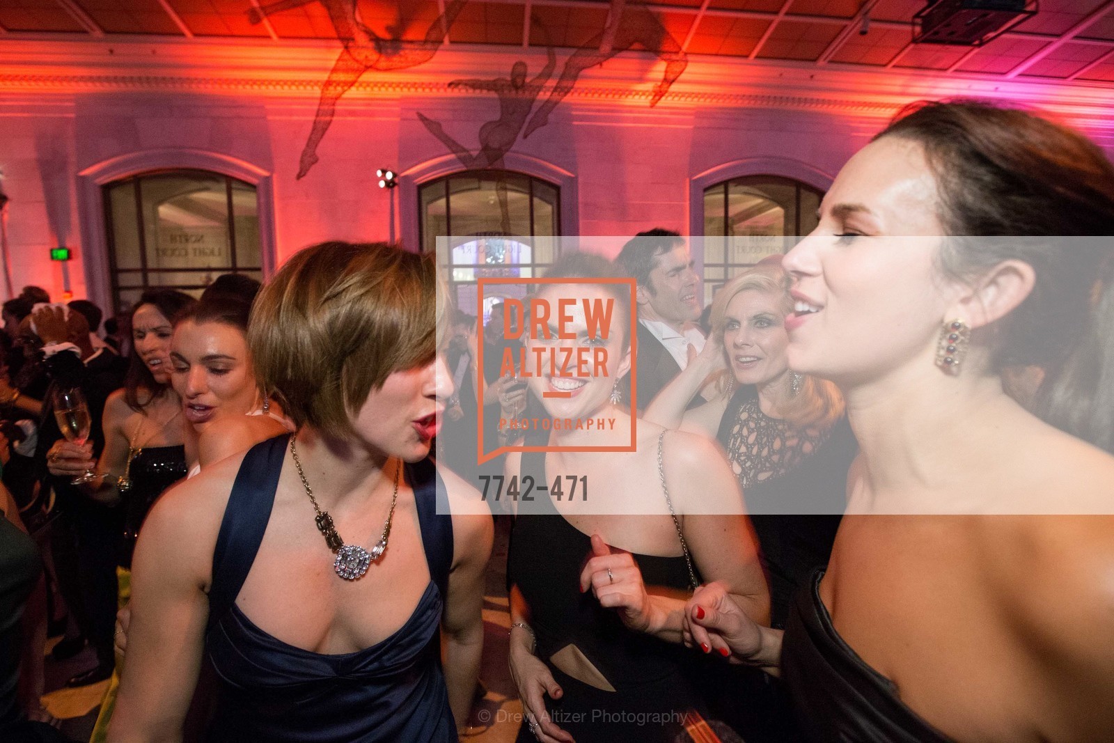 Dance Floor, SAN FRANCISCO BALLET Opening Night Gala: PHENOMENAL - After Party, US. War memorial opera house, January 22nd, 2014,Drew Altizer, Drew Altizer Photography, full-service agency, private events, San Francisco photographer, photographer california