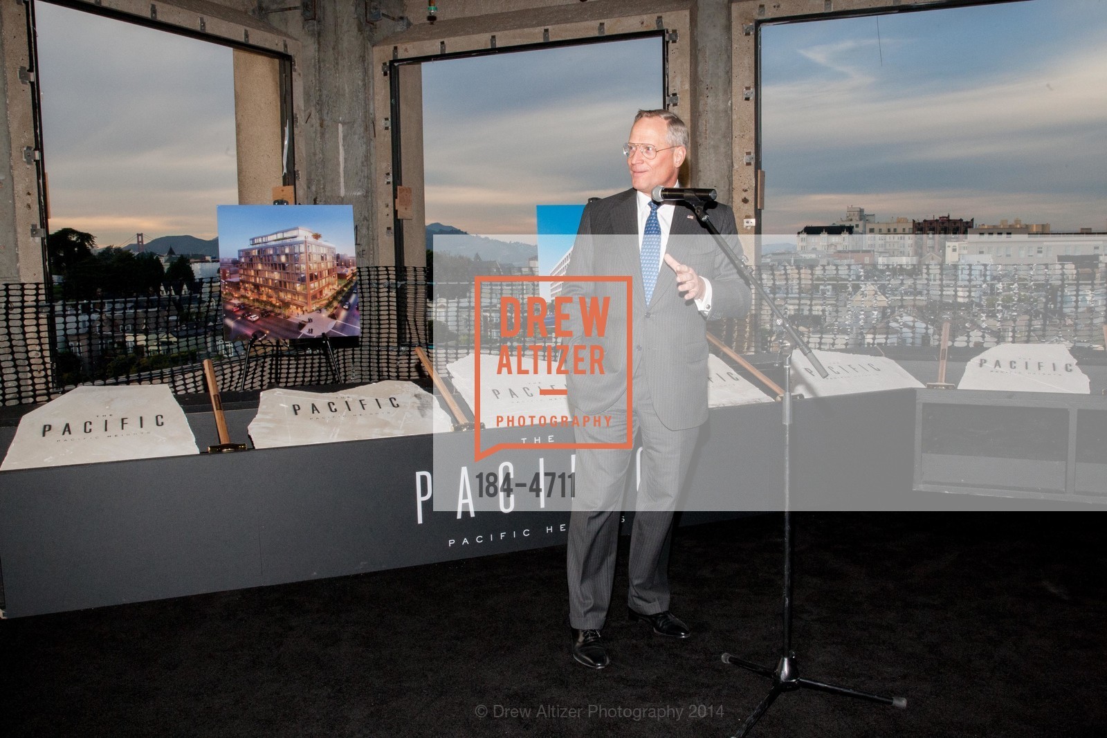Roth Perot, GROUNDBREAKING for THE PACIFIC, US, November 6th, 2014, Photo #184-4711 Roth Perot, Photo #184-4711