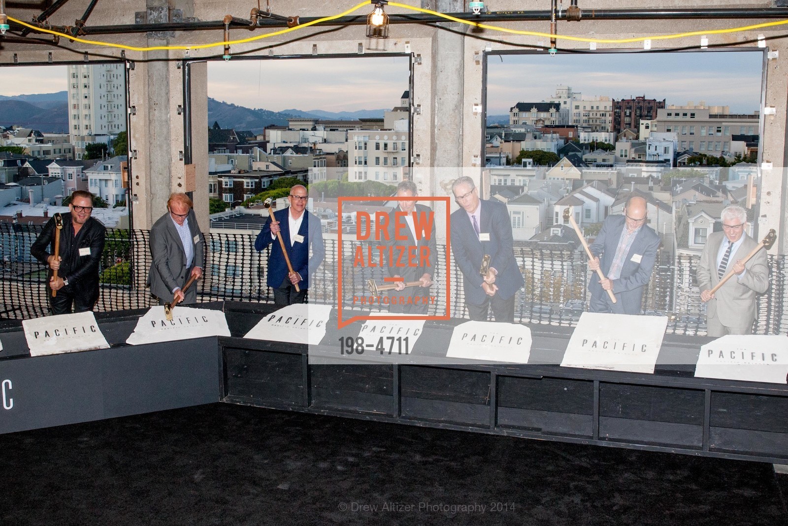 Group Picture, GROUNDBREAKING for THE PACIFIC, US, November 6th, 2014, Photo #198-4711 Group Picture, Photo #198-4711
