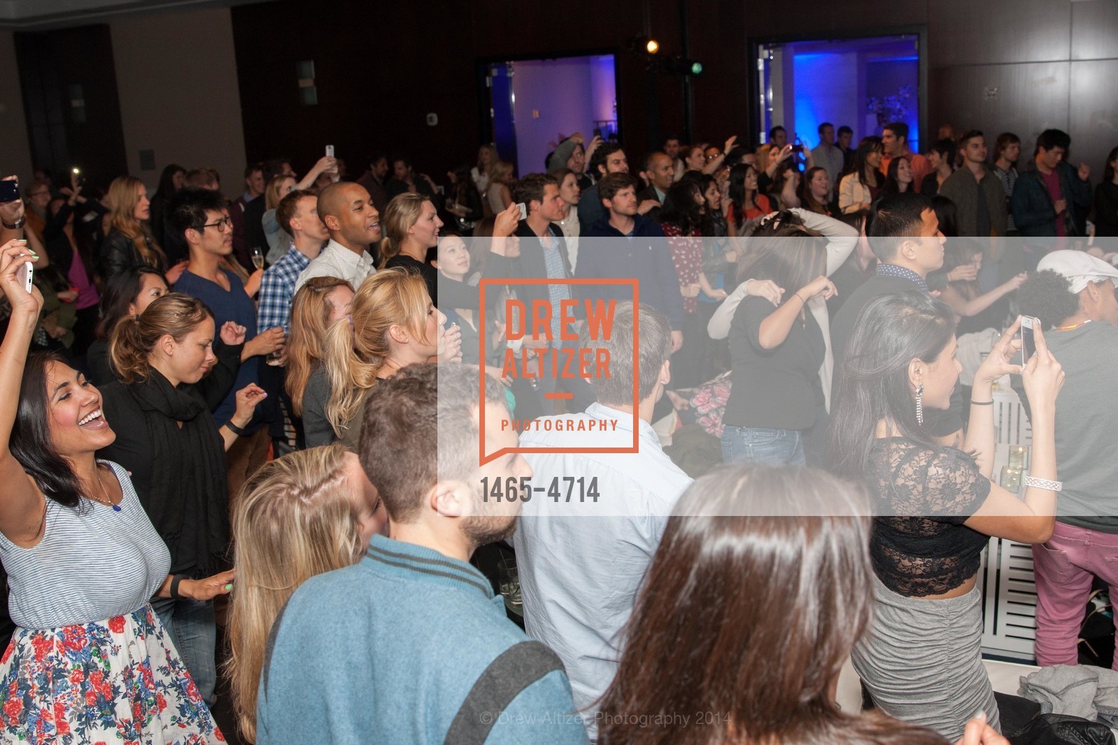 Atmosphere, SYMMETRY LIVE: AlunaGeorge Performs at W HOTEL, US, April 17th, 2014, Photo #1465-4714 Atmosphere, Photo #1465-4714