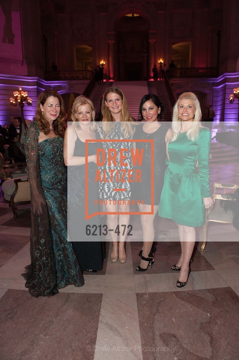 Patricia Ferrin Loucks, Alison Carlson, Kelsea Carlson, Michelle Molfino, Lori Shigekane, SAN FRANCISCO BALLET Opening Night Gala: PHENOMENAL - Intermission & Dinner, US. US, . SF City Hall, Photo #6213-472 Patricia Ferrin Loucks, Alison Carlson, Kelsea Carlson, Michelle Molfino, Lori Shigekane, Photo #6213-472