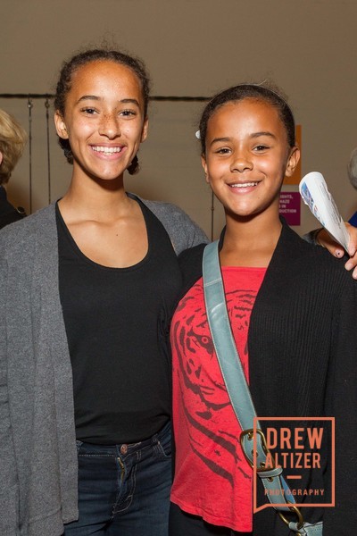 Olivia Skov, Annika Skov