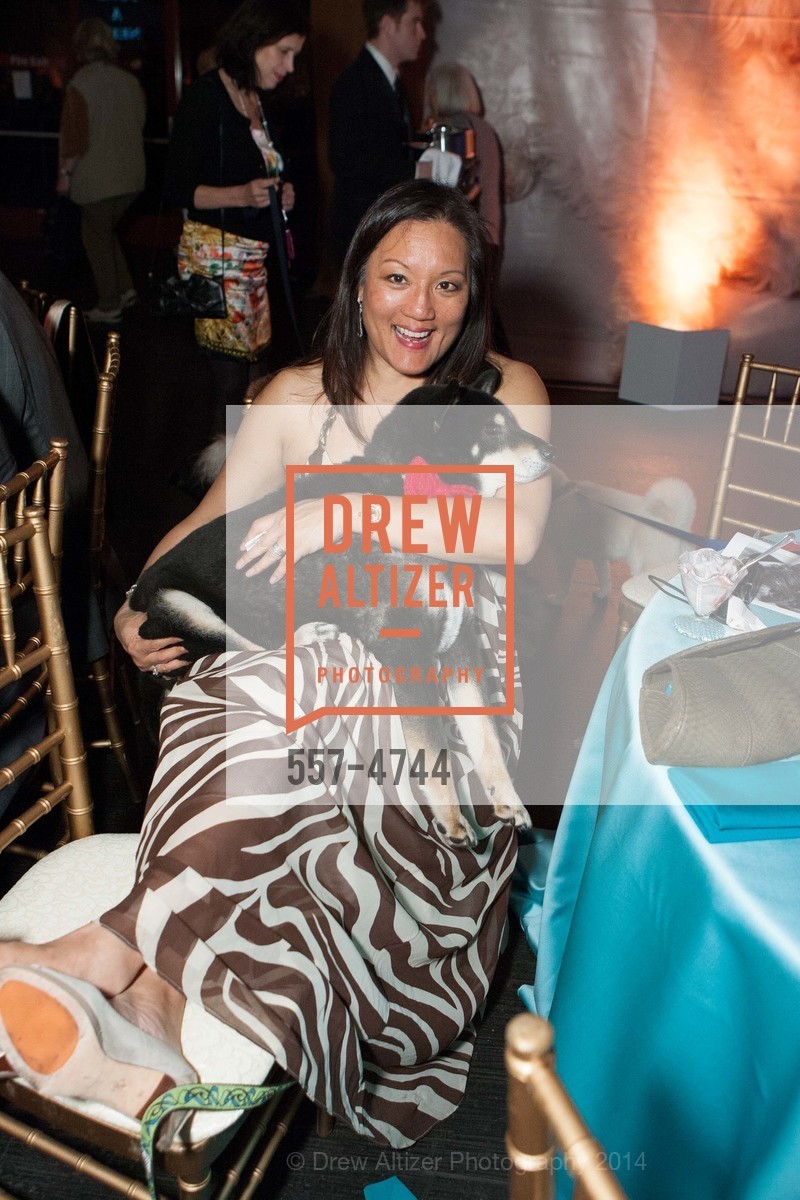 Karen Uchiyama, Ray, 18th Annual Bark & Whine Ball, US, March 13th, 2014, Photo #557-4744 Karen Uchiyama, Ray, Photo #557-4744