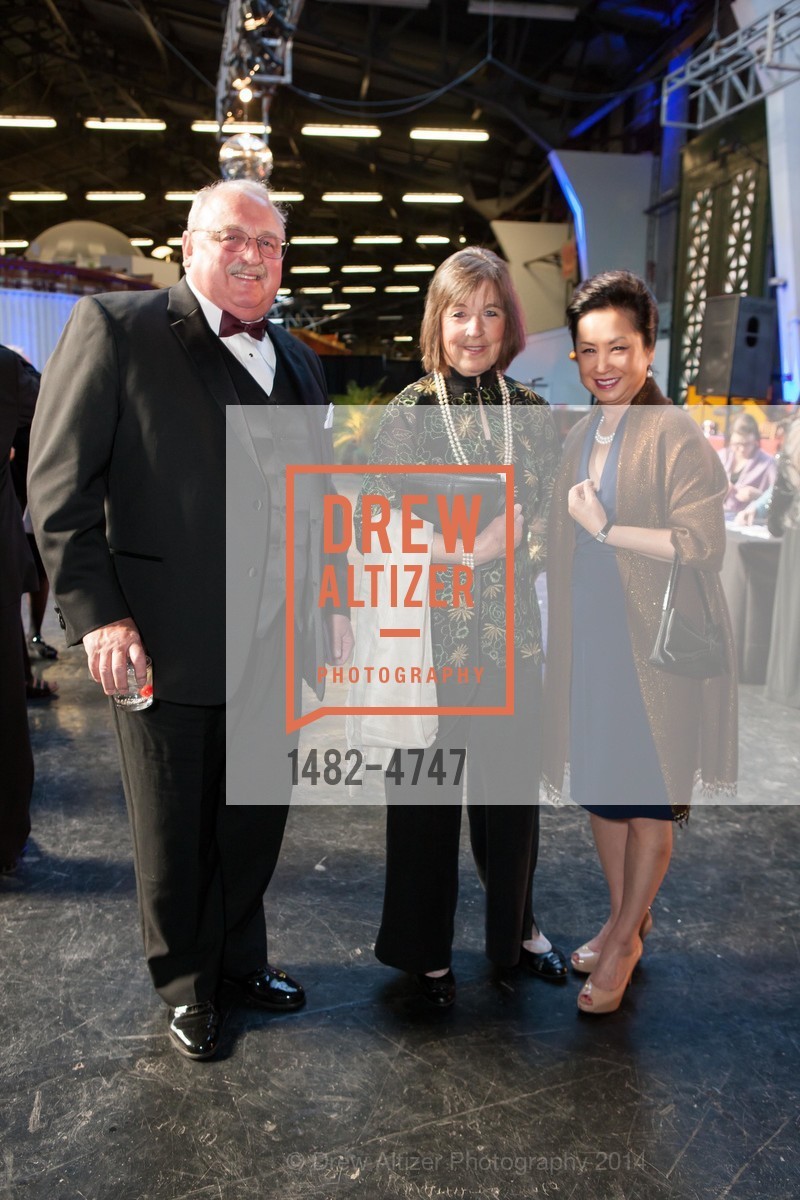 Mike Romo, Mary Romo, Mikyong Wessel, SF HERITAGE Soiree 2014, US, May 10th, 2014, Photo #1482-4747 Mike Romo, Mary Romo, Mikyong Wessel, Photo #1482-4747