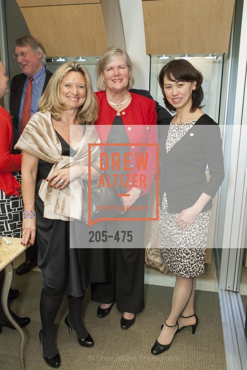 Florence Buatois, Pat Gregory, Thu-Thuy Truong, Photo #205-475
