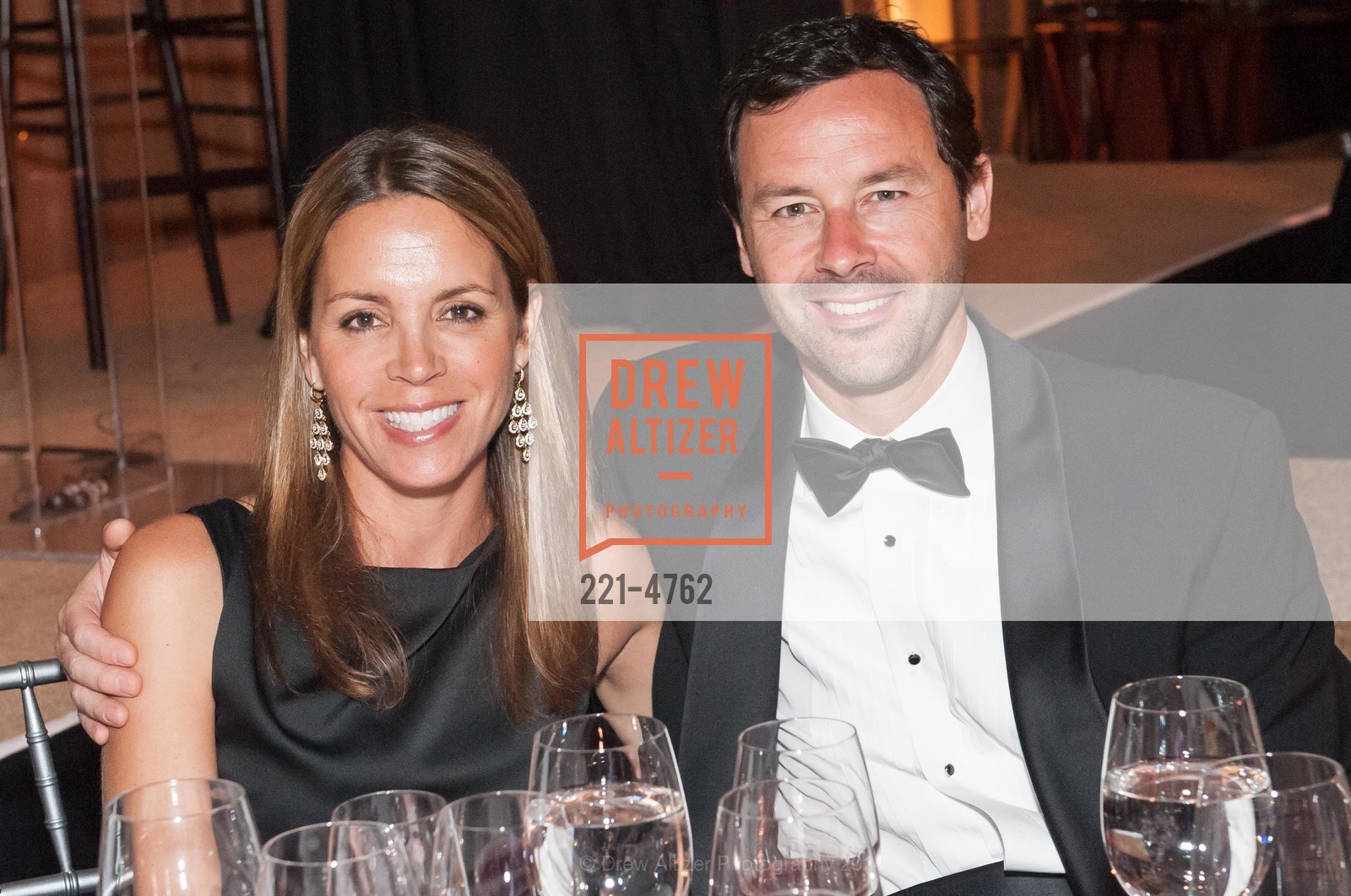 Julie Bishop, Shaun Bishop, MEALS ON WHEELS OF SAN FRANCISCO 27th Annual Star Chefs and Vintners Gala, US, June 1st, 2014, Photo #221-4762 Julie Bishop, Shaun Bishop, Photo #221-4762