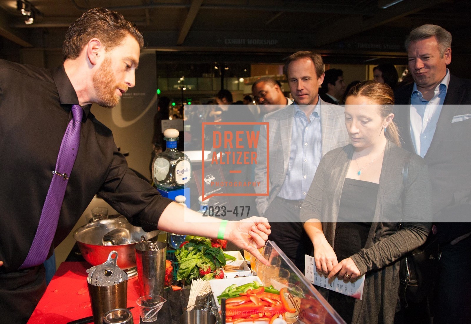 Atmosphere, THE EXPLORATORIUM LAB Presents 2014 Science of Cocktails, US. US, January 24th, 2014,Drew Altizer, Drew Altizer Photography, full-service event agency, private events, San Francisco photographer, photographer California