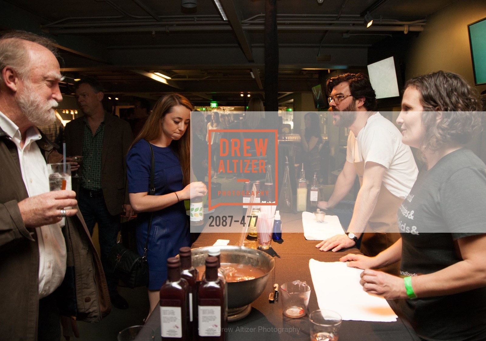 Atmosphere, THE EXPLORATORIUM LAB Presents 2014 Science of Cocktails, US. US, January 24th, 2014,Drew Altizer, Drew Altizer Photography, full-service agency, private events, San Francisco photographer, photographer california