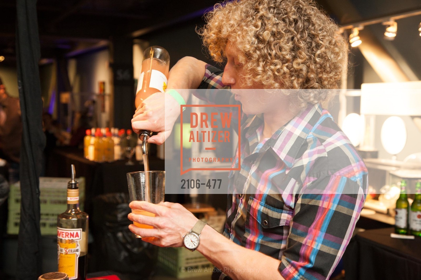 Atmosphere, THE EXPLORATORIUM LAB Presents 2014 Science of Cocktails, US. US, January 24th, 2014,Drew Altizer, Drew Altizer Photography, full-service event agency, private events, San Francisco photographer, photographer California