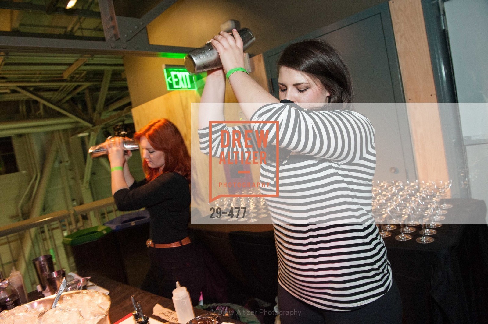 Jesse Lorraine, THE EXPLORATORIUM LAB Presents 2014 Science of Cocktails, US. US, . US, Photo #29-477 Jesse Lorraine, Photo #29-477