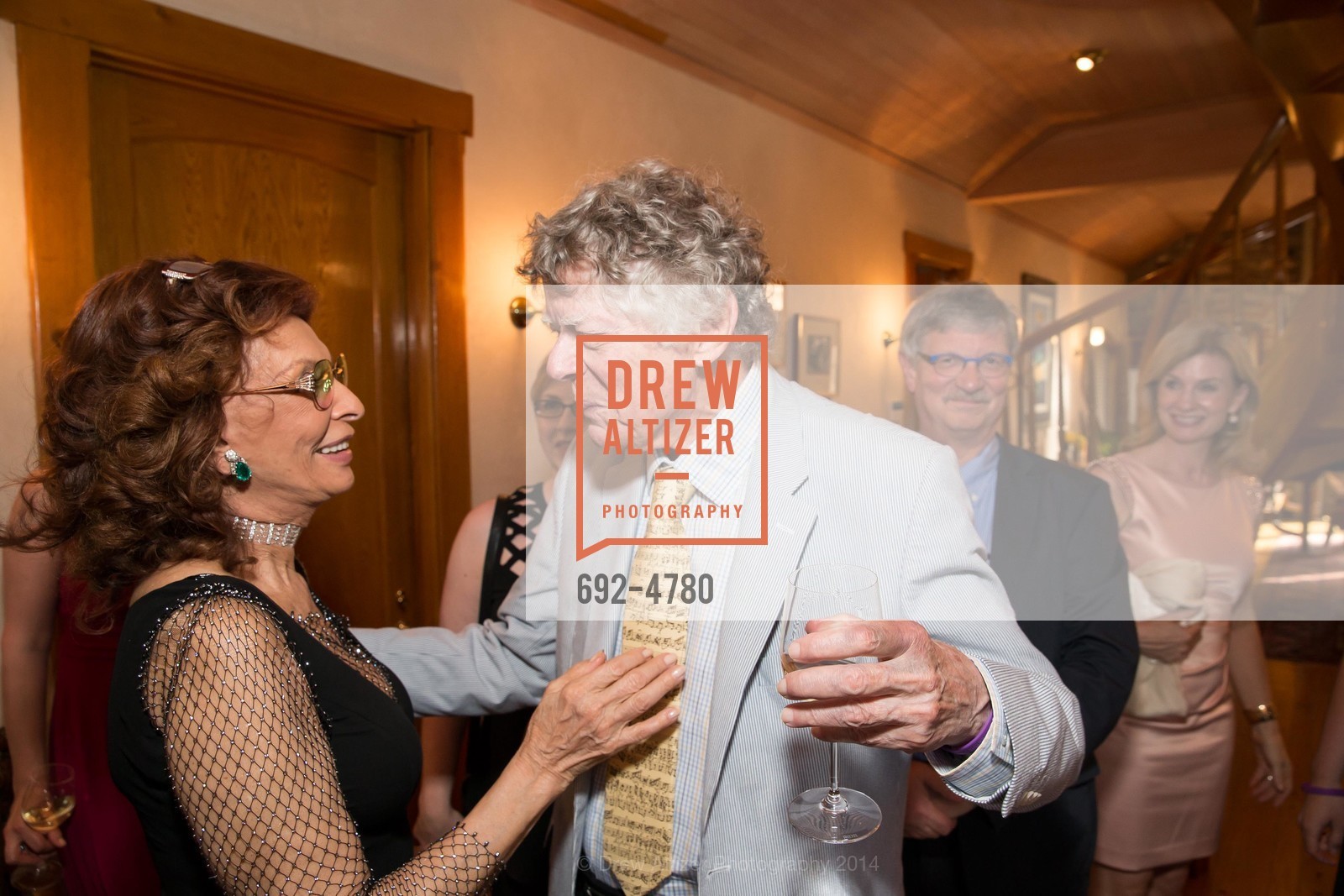 Sophia Loren, Gordon Getty, FESTIVAL DEL SOLE Bella Italia! Tribute to Sophia Loren at FAR NIENTE, US, July 19th, 2014, Photo #692-4780 Sophia Loren, Gordon Getty, Photo #692-4780
