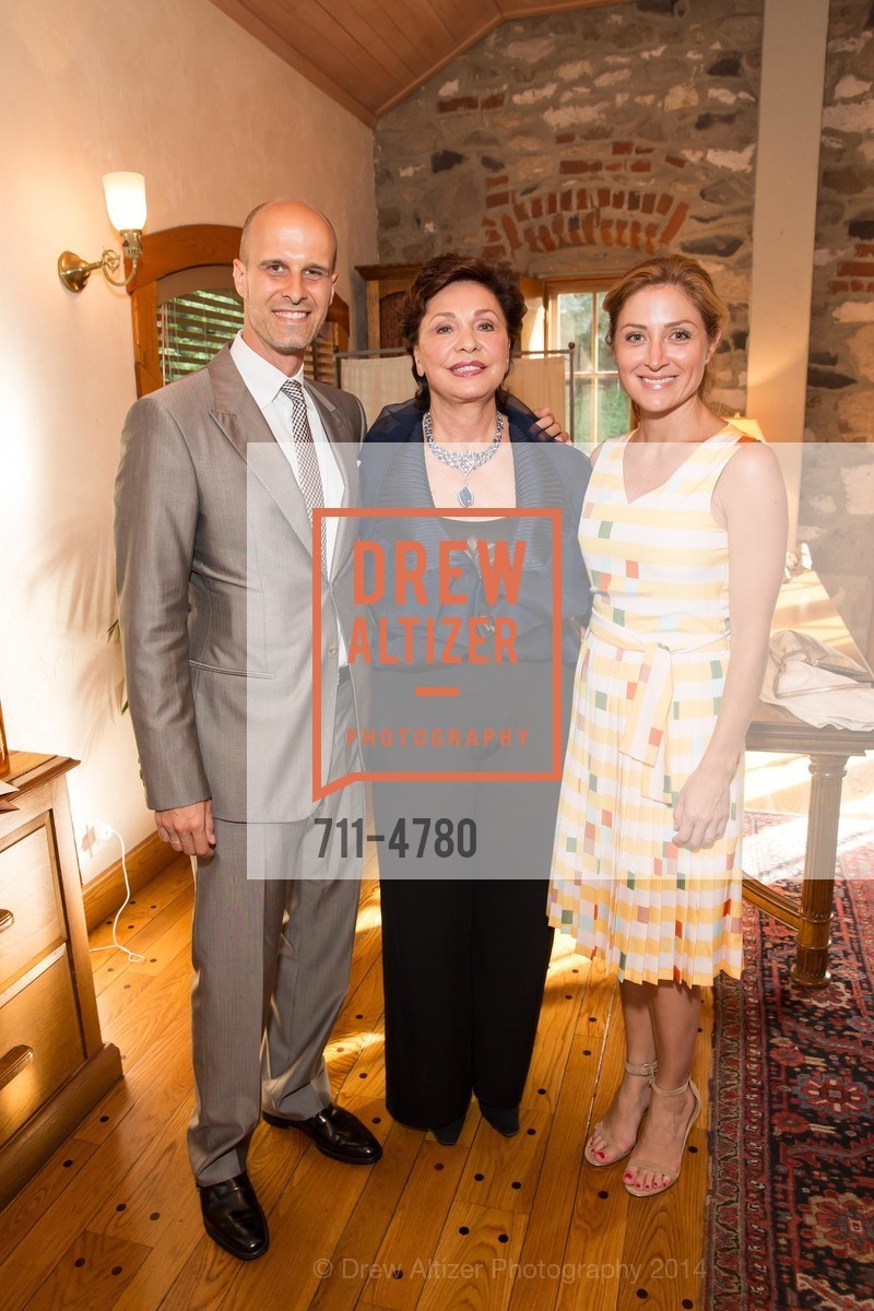 Edoardo Ponti, Maria Manetti Shrem, Sasha Alexander, FESTIVAL DEL SOLE Bella Italia! Tribute to Sophia Loren at FAR NIENTE, US, July 19th, 2014, Photo #711-4780 Edoardo Ponti, Maria Manetti Shrem, Sasha Alexander, Photo #711-4780