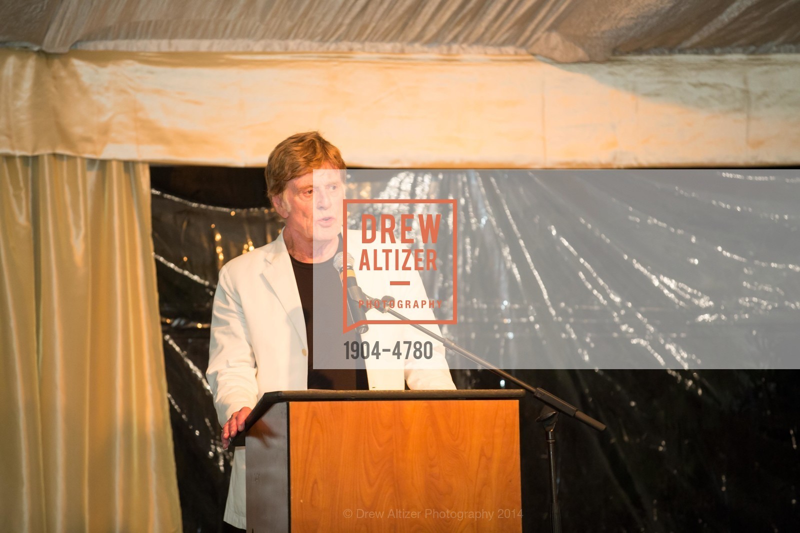 Robert Redford, FESTIVAL DEL SOLE Bella Italia! Tribute to Sophia Loren at FAR NIENTE, US, July 19th, 2014, Photo #1904-4780 Robert Redford, Photo #1904-4780