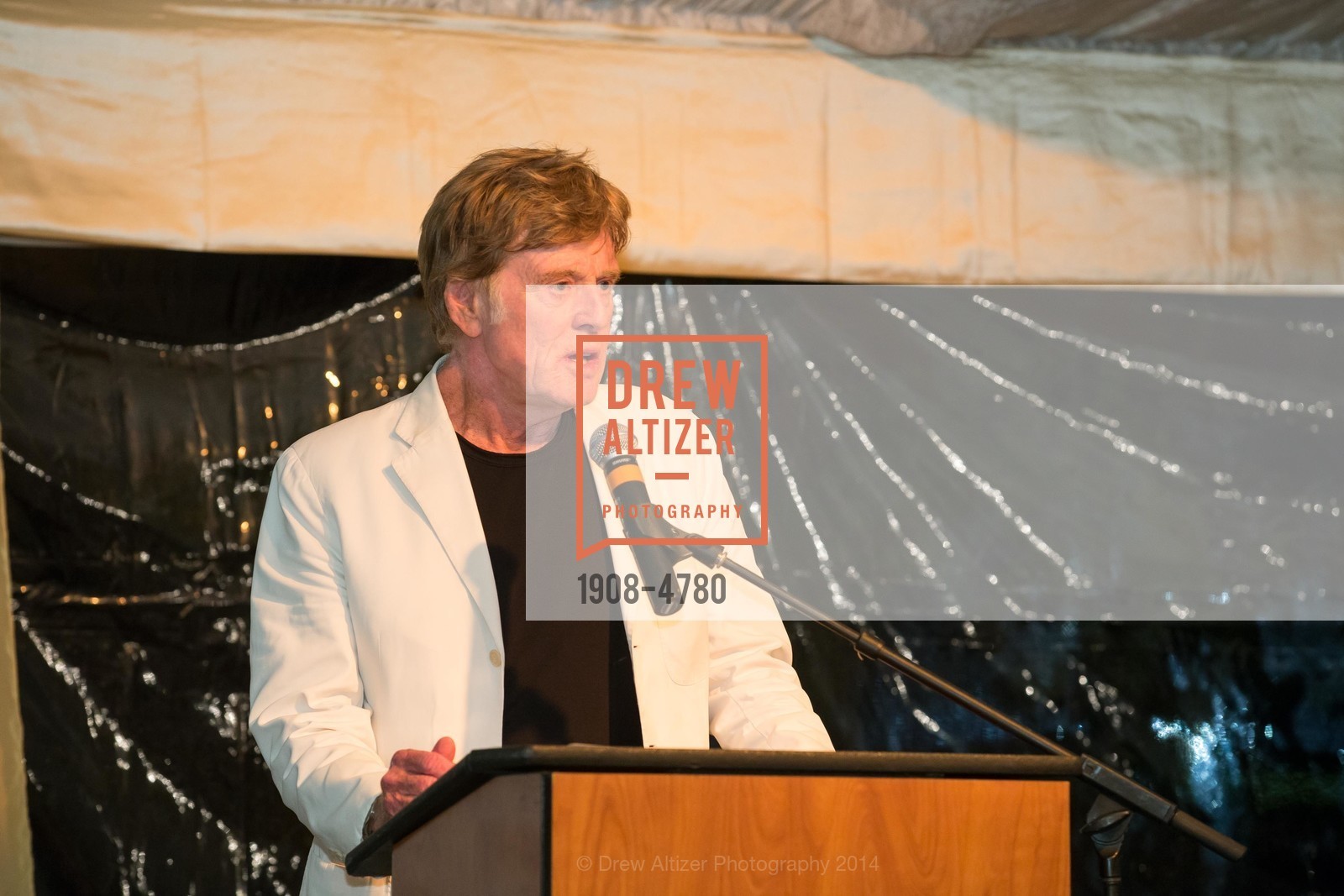 Robert Redford, FESTIVAL DEL SOLE Bella Italia! Tribute to Sophia Loren at FAR NIENTE, US, July 19th, 2014, Photo #1908-4780 Robert Redford, Photo #1908-4780