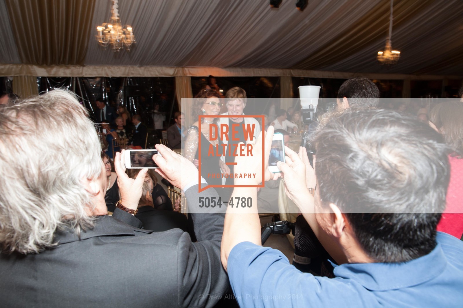 Sophia Loren, Robert Redford, FESTIVAL DEL SOLE Bella Italia! Tribute to Sophia Loren at FAR NIENTE, US, July 19th, 2014, Photo #5054-4780 Sophia Loren, Robert Redford, Photo #5054-4780