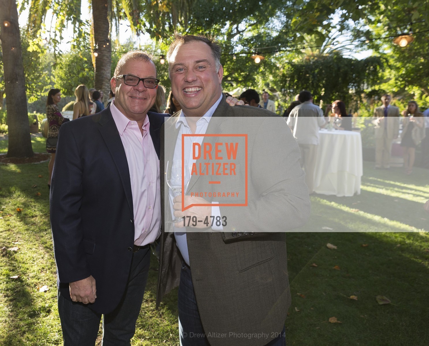 Jeff Nead, Tony Biagi, SINEGAL ESTATE WINERY Harvest Party, US, October 19th, 2014, Photo #179-4783 Jeff Nead, Tony Biagi, Photo #179-4783
