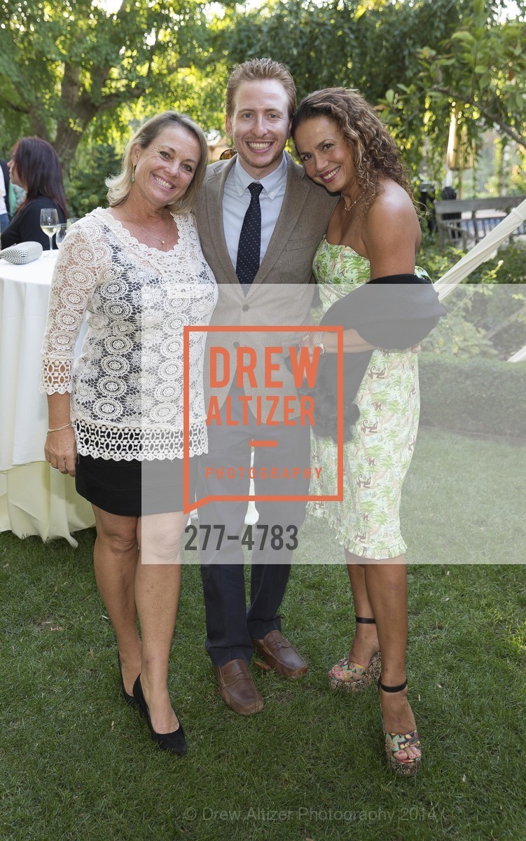 Eva Allerstorfer, Evan Abrahams, Jennifer Cotton, SINEGAL ESTATE WINERY Harvest Party, US, October 19th, 2014, Photo #277-4783 Eva Allerstorfer, Evan Abrahams, Jennifer Cotton, Photo #277-4783