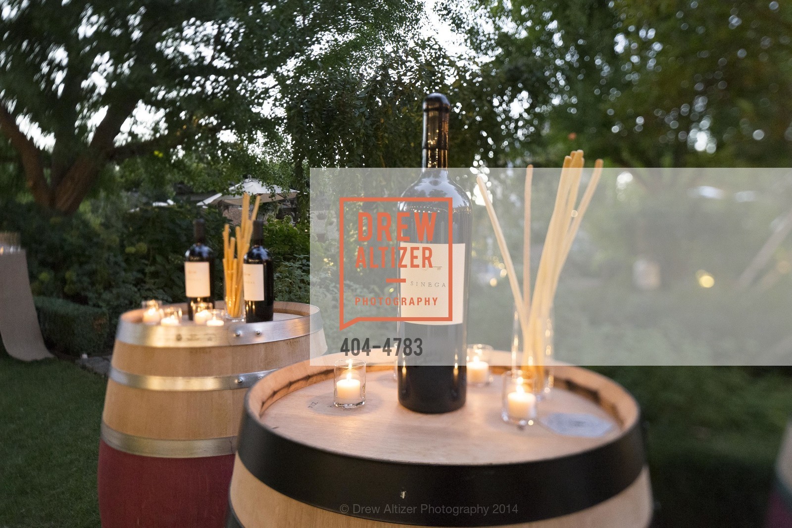 Atmosphere, SINEGAL ESTATE WINERY Harvest Party, US, October 19th, 2014, Photo #404-4783 Atmosphere, Photo #404-4783