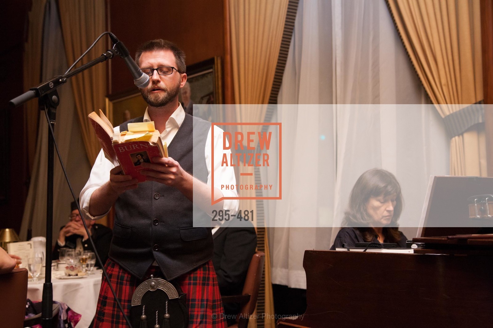 Performance, ST. ANDREW'S SOCIETY OF SAN FRANCISCO'S Traditional Burns Night Supper 2014, US. US, January 25th, 2014,Drew Altizer, Drew Altizer Photography, full-service agency, private events, San Francisco photographer, photographer california